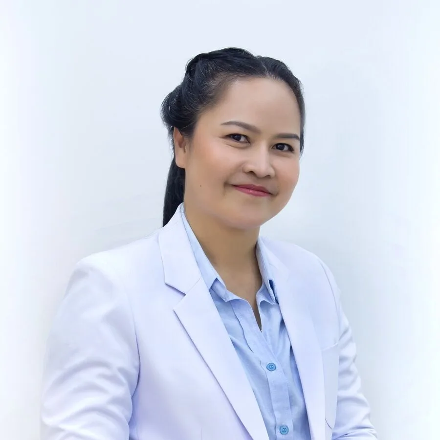 นางสาวศริน​ยา​ ปิ่น​ตัน​